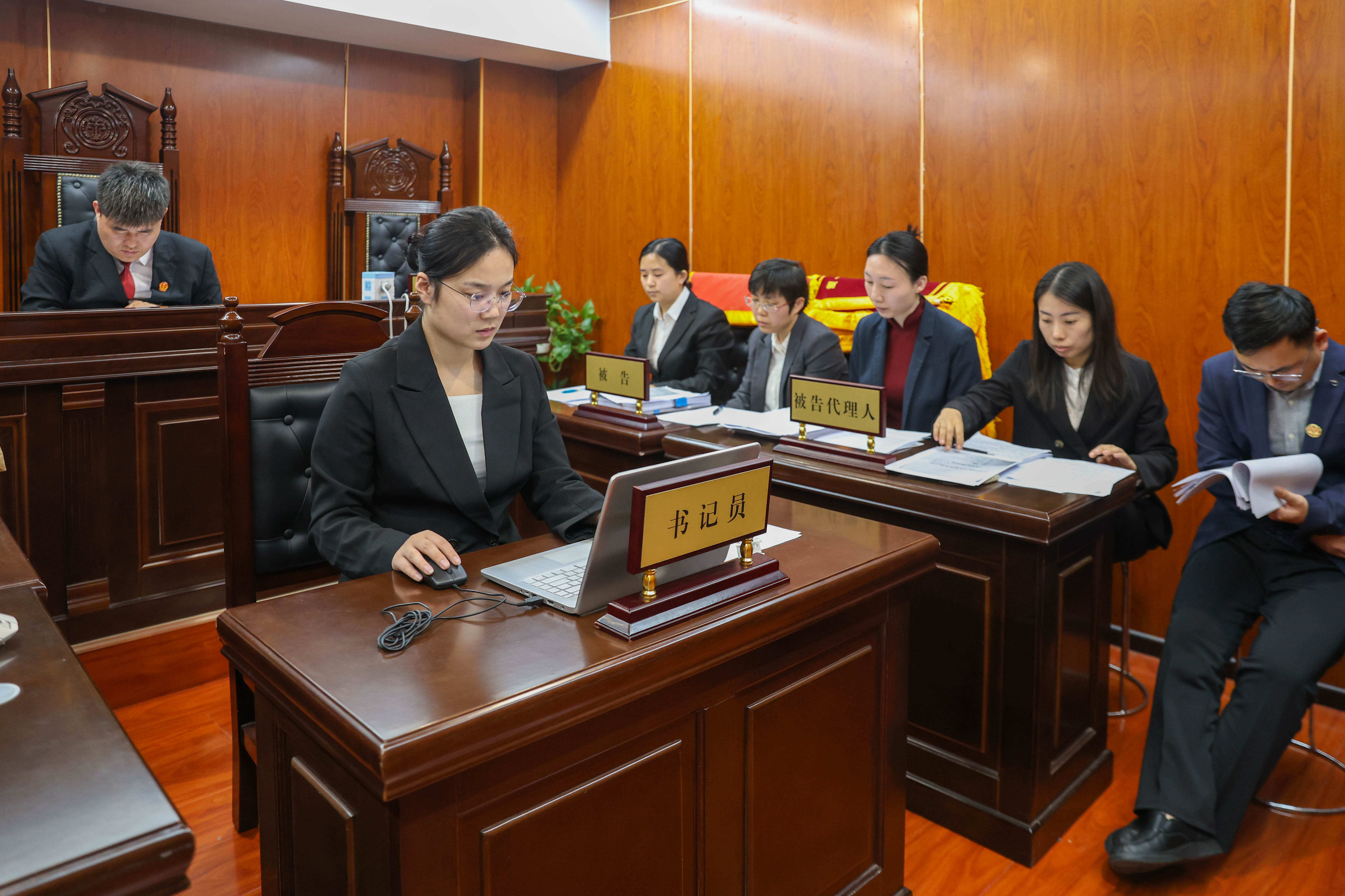 庭上一分钟，庭下十年功！【模拟法庭】充分展现庭审专业风采！